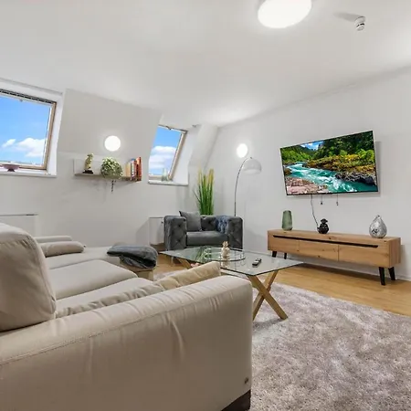 Family Hub In Centre Apartment