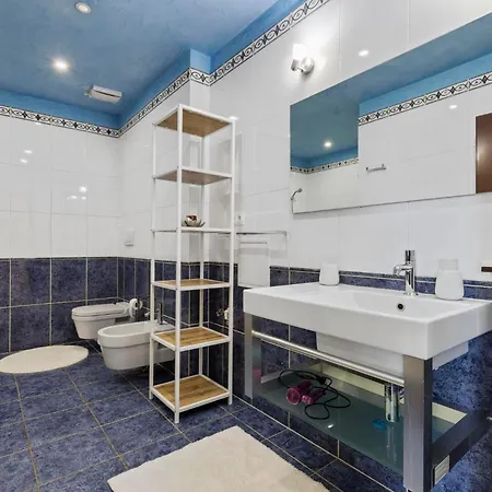 Family Hub In Centre Pressburg