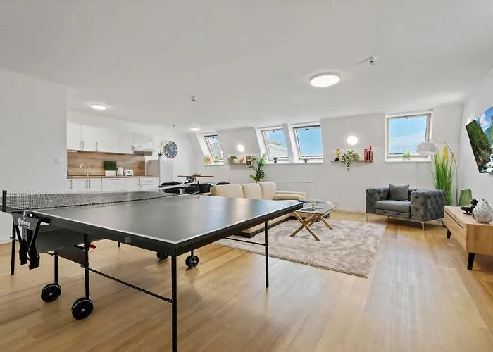 Family Hub In Centre דירה