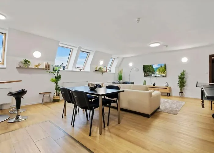 Family Hub In Centre Apartmán *